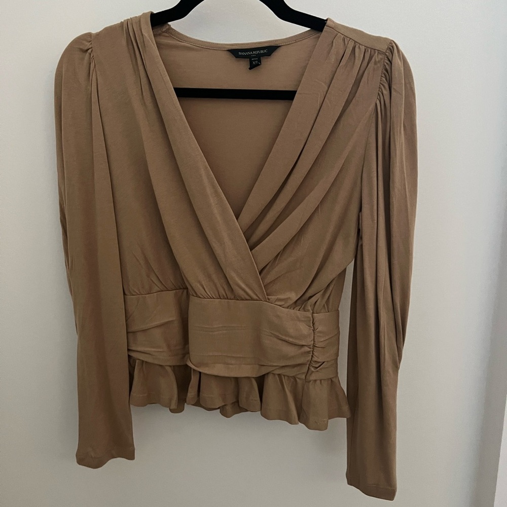 Banana Republic Factory Champagne Toast Long Sleeve Wrap Top XS Petite